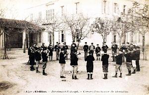 ALGER-EL-BIAR - PENSIONNAT SAINT-JOSEPH - CONCERT COUR RECREATION